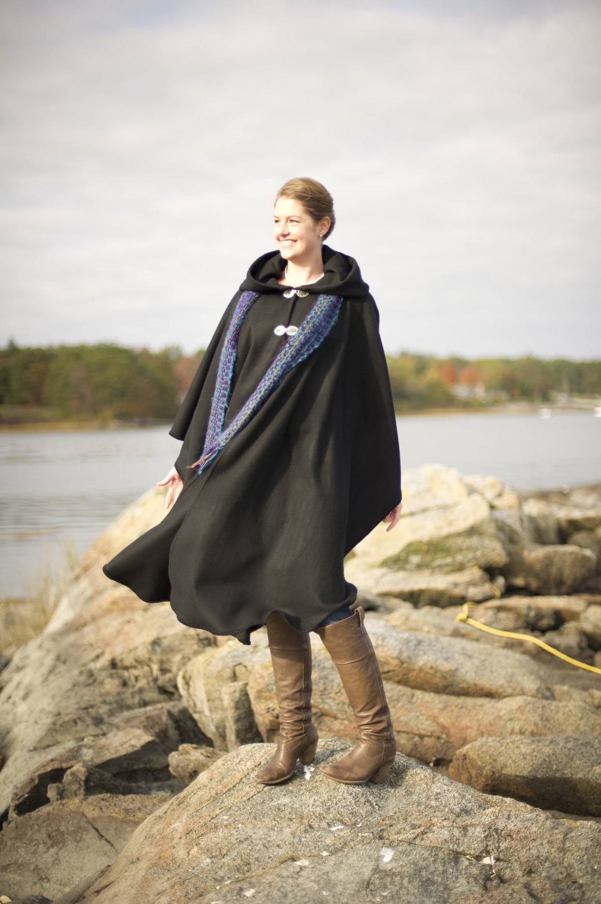 Old Port Wool and Textile Company, Portlander Merino Wool Cape - Black 1