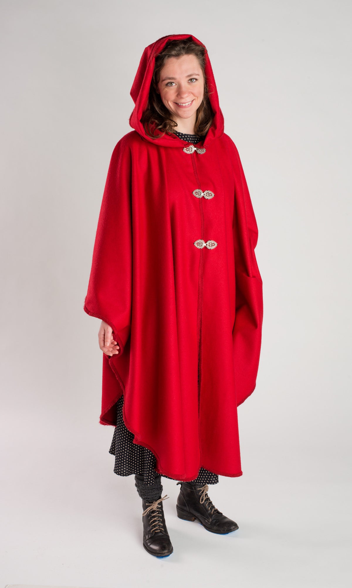 The European Merino Wool Cape - Cardinal Red